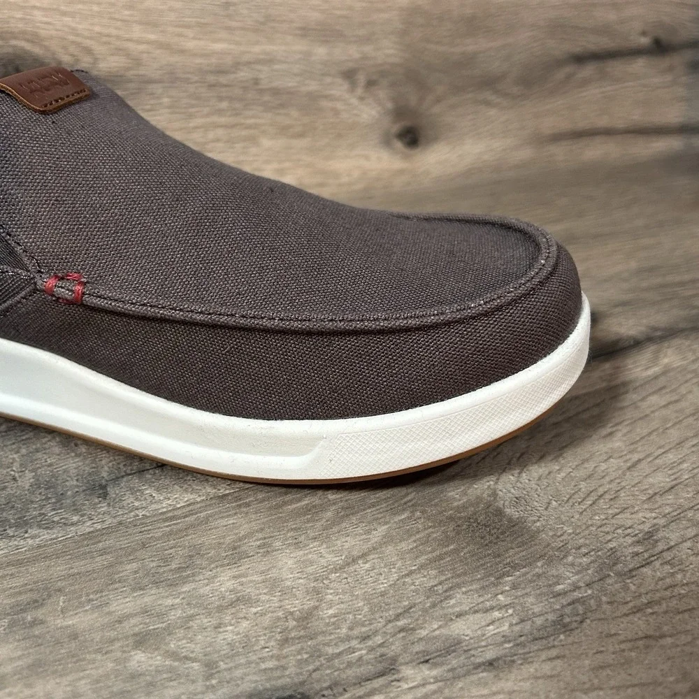 Kuru Pace Mens Size 9.5 Casual Classic Outdoor Slip On Loafers Shoes- Worn Once